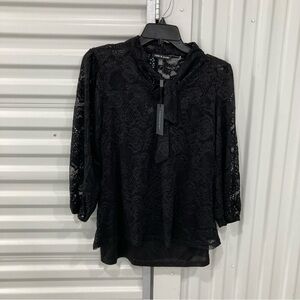 Cable & Gauge Elegant Black Lace Top